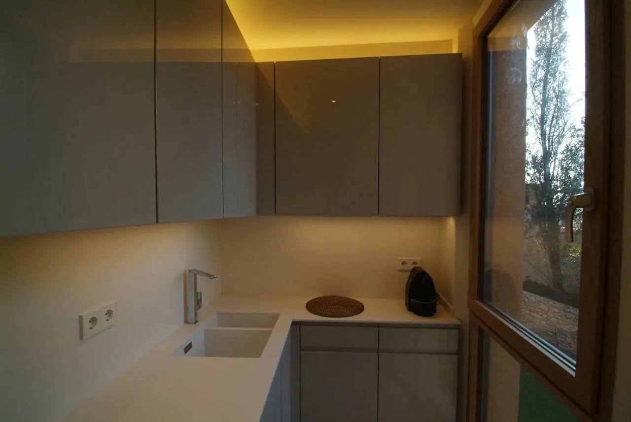 Beautifully Furnished Luxury Apartment In Barri Vell, Girona 0*,