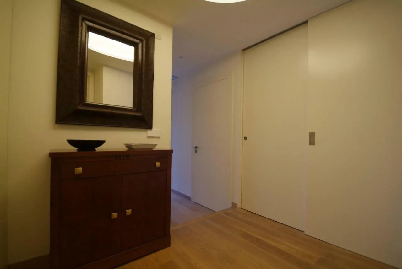 Beautifully Furnished Luxury Apartment In Barri Vell, Girona