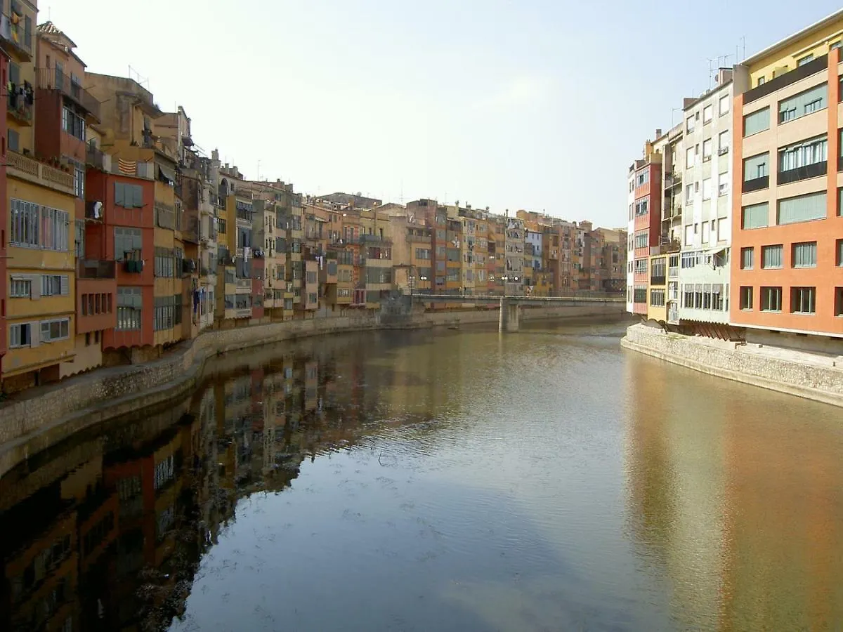 Beautifully Furnished Luxury Apartment In Barri Vell, Girona