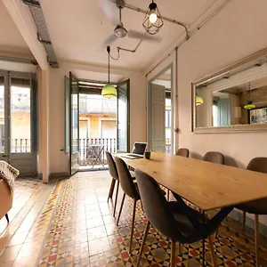 Bravissimo Les Rajoles, Unique 3-bedroom Girona
