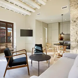 Canvas & Lofts Girona